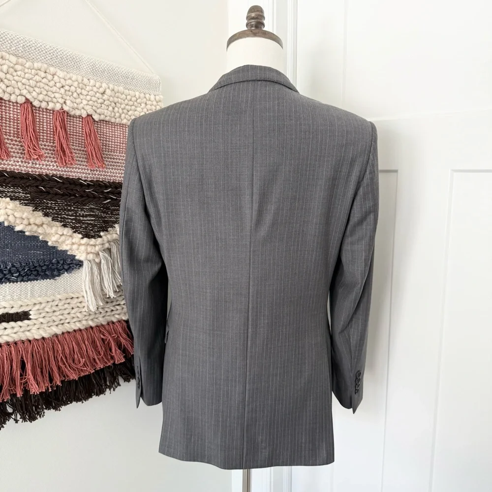 Brooks Brothers Explorer Pinstripe Blazer Grey Sz 38R